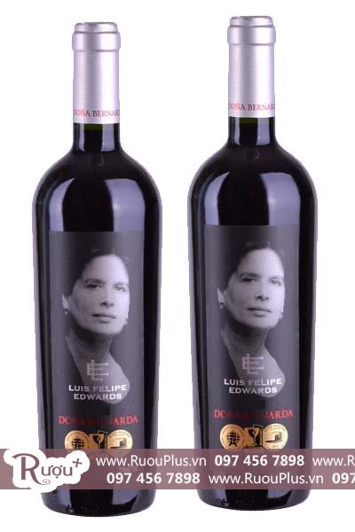 Rượu vang Chile Dona Bernarda