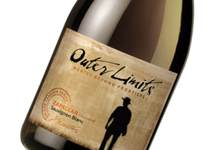 Rượu vang Chile Montes Outer Limits Sauvignon Blanc