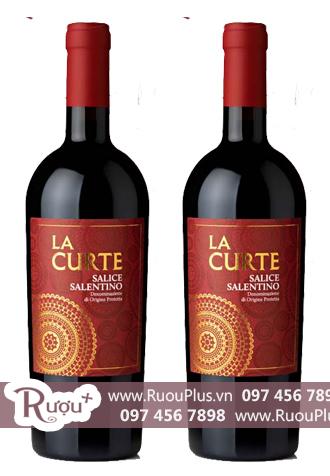 Rượu vang La Curte nhãn đỏ Salice Salentino Cao cấp