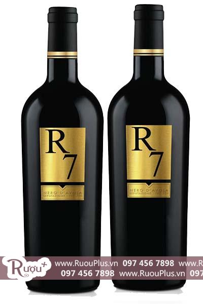 Rượu vang Ý R7