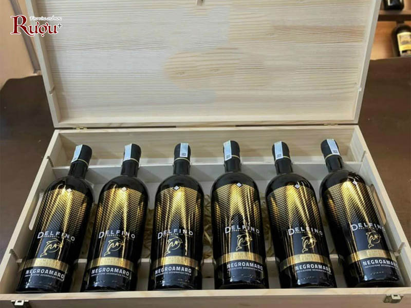 Rượu vang Ý Delfino Negroamaro Puglia