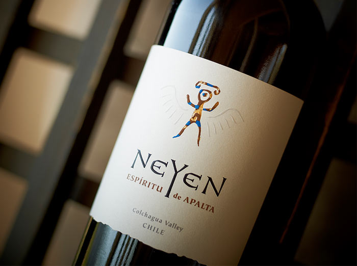 Rượu vang Chile Neyen Espíritu de Apalta