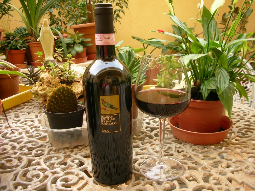 Rượu vang Ý Serpico Irpinia Aglianico Grape Aglianico