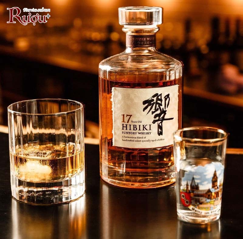 Rượu Hibiki 17 Years Old Sunstory