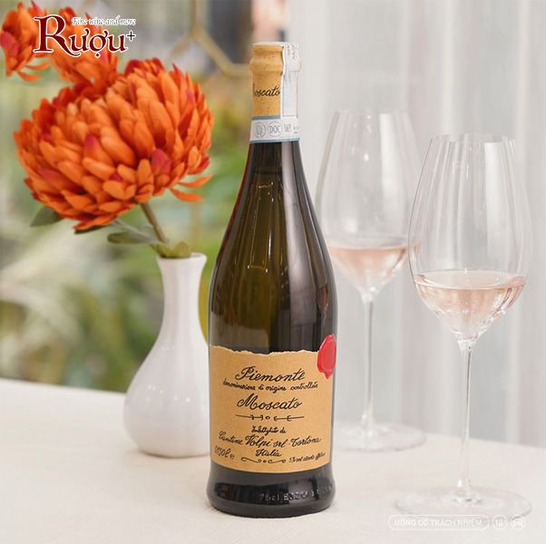 Rượu Vang Ngọt Piemonte Moscato