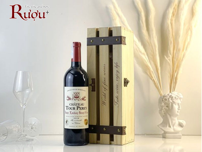 Rượu vang Chateau Tour Perey Saint