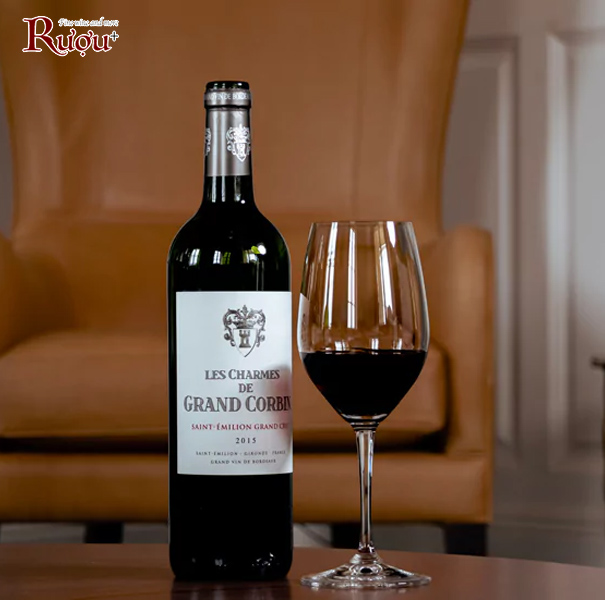 Rượu vang Les Charmes de Grand Corbin