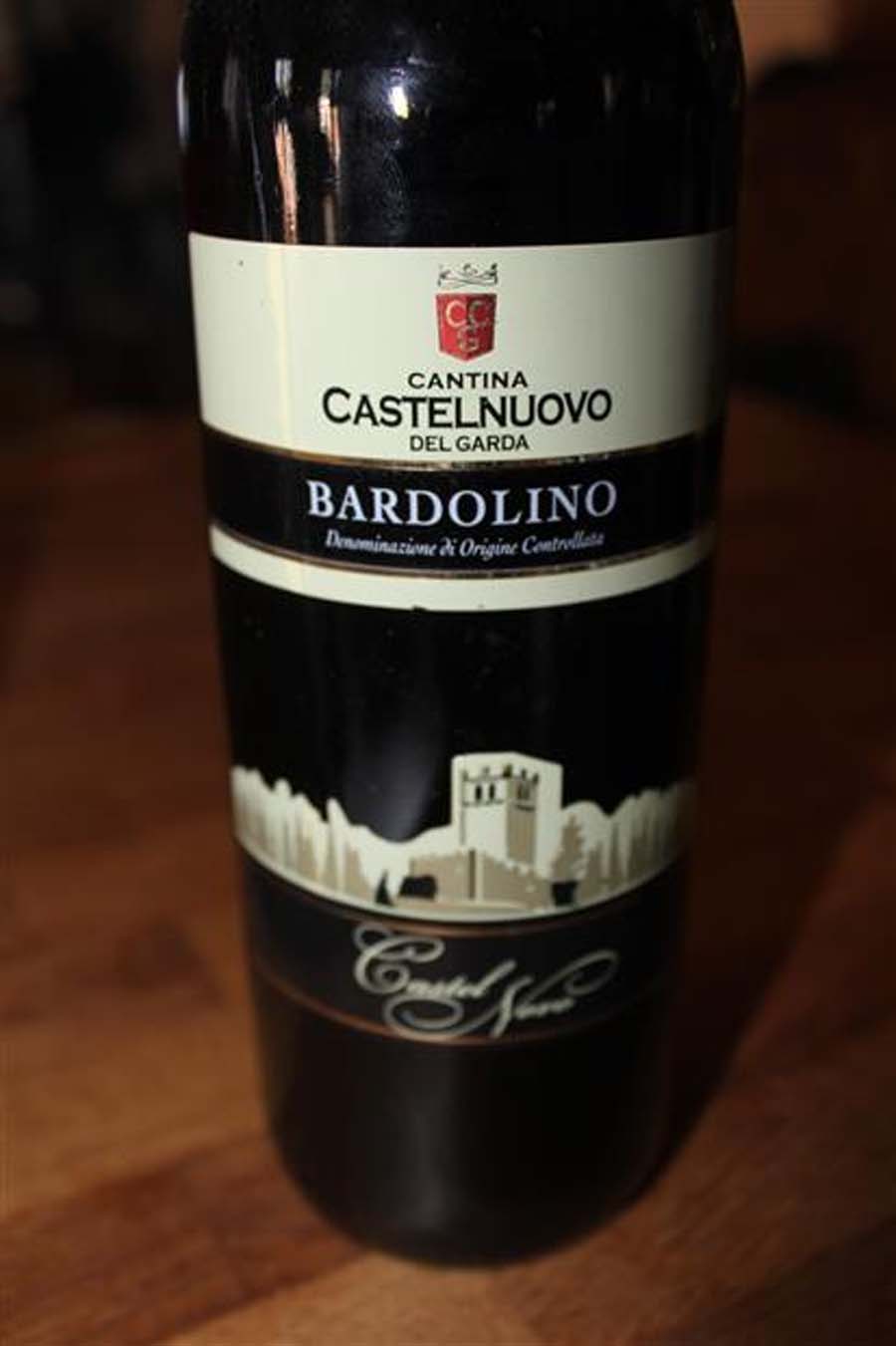 Rượu vang Ý Castel Novo Bardolino