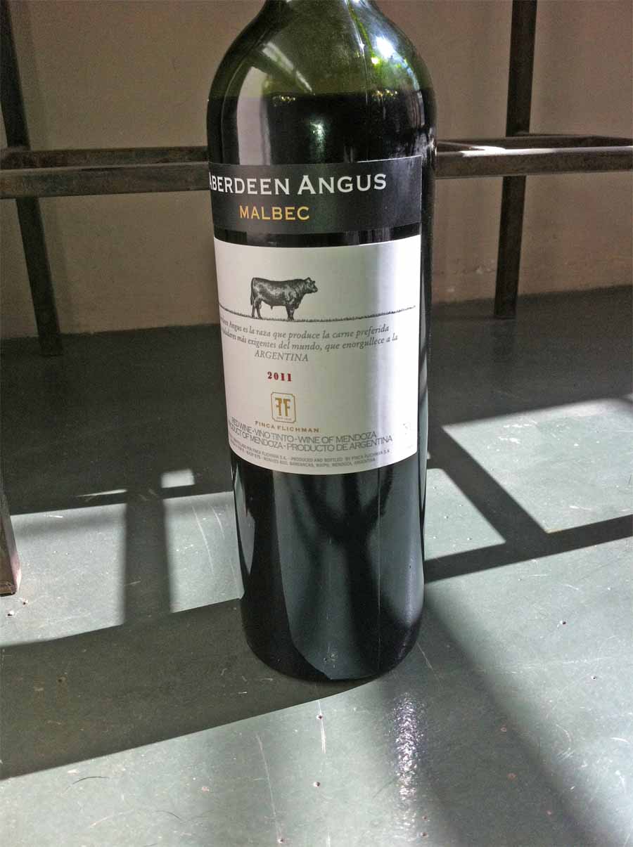 Rượu vang Argentina Angus Aberdeen Malbec
