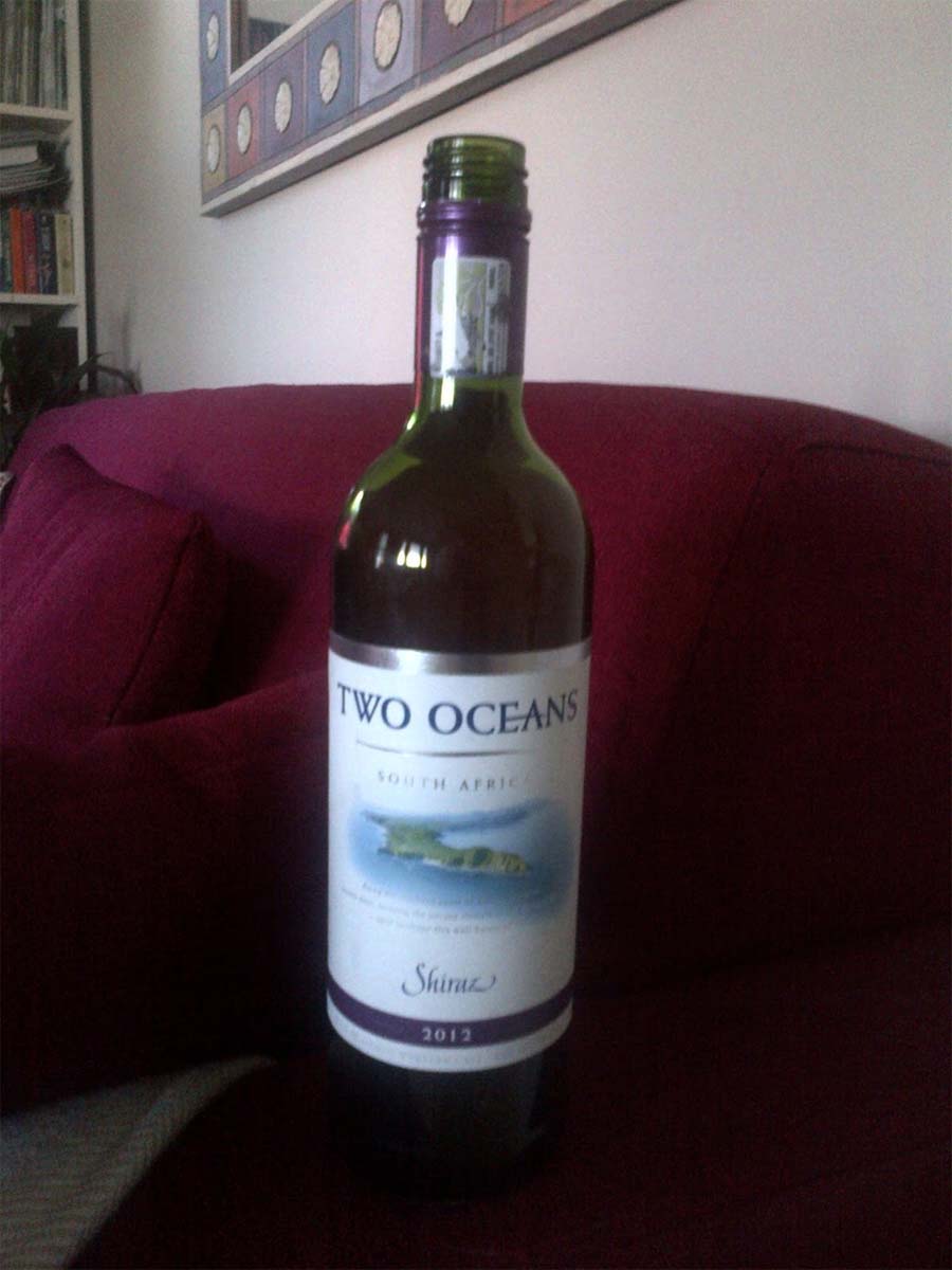Rượu vang Nam Phi Two Oceans Shiraz
